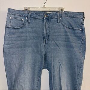 Madewell the perfect vintage straight jeans 22W plus